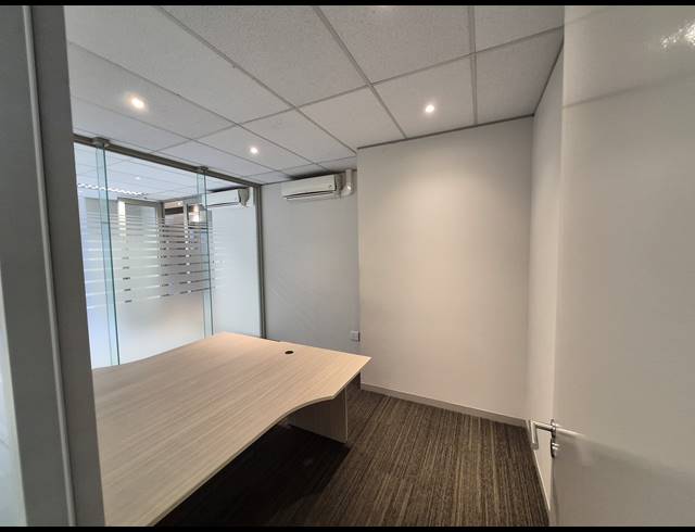 375M² OFFICE TO LET IN BEDFORDVIEW